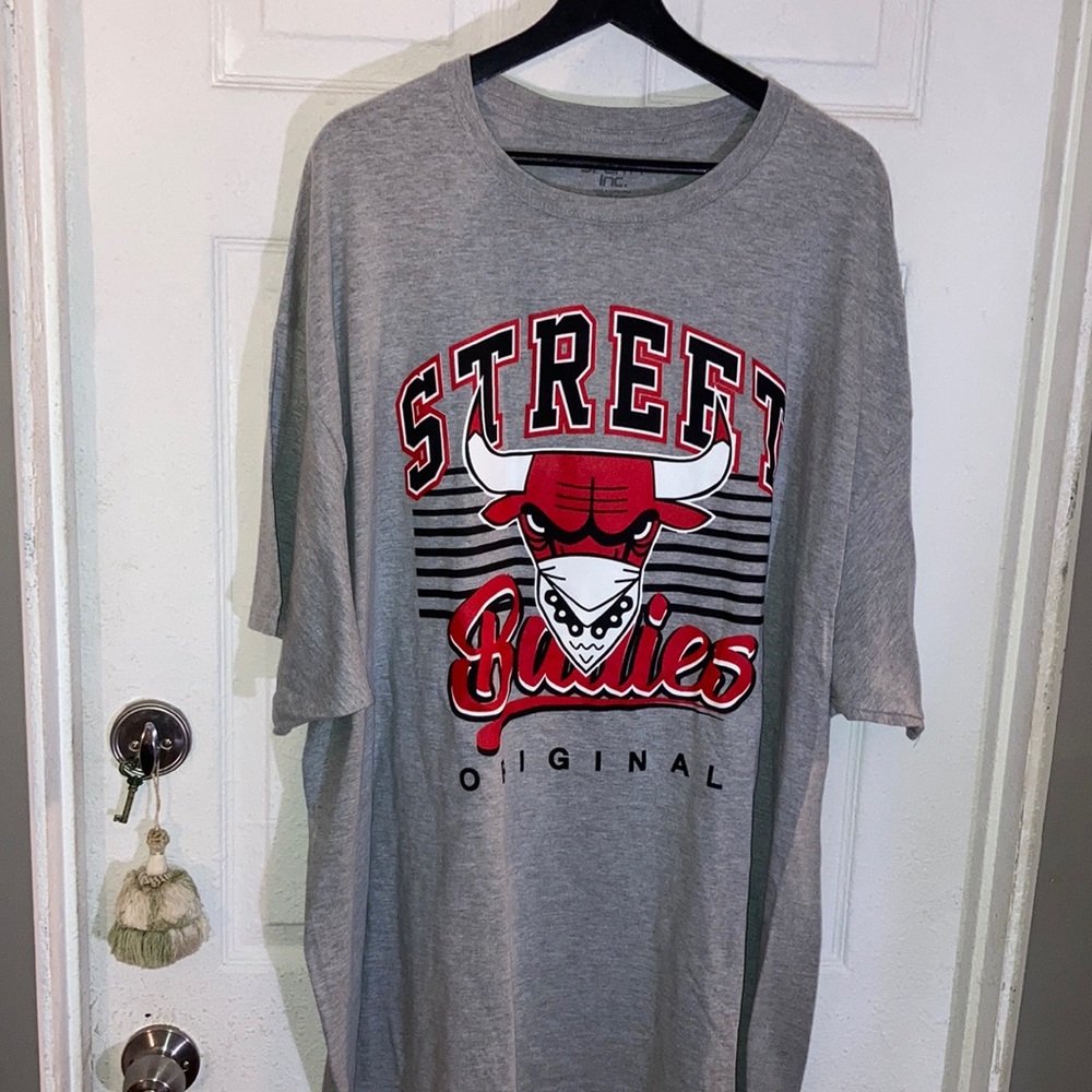 Men's Grey Street Bull Graphic Tee